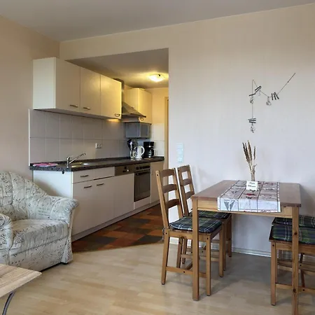 Charmante Mit Garten In Wiek Lägenhet *