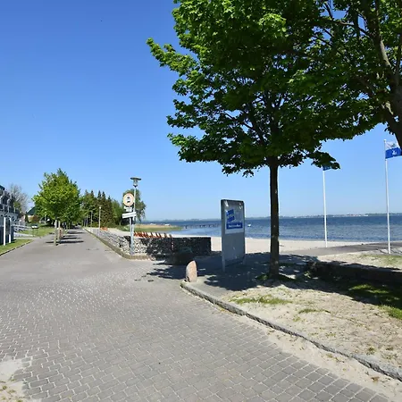 Charmante Mit Garten In Wiek Lägenhet *