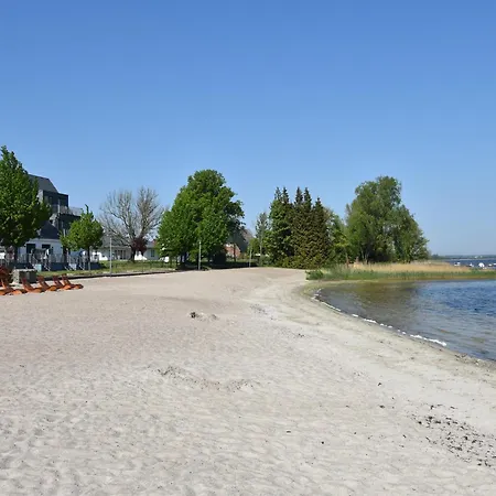 Charmante Mit Garten In Wiek Wiek auf Rügen