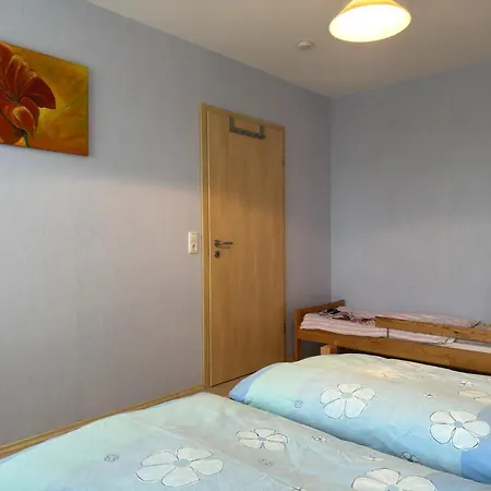 Charmante Mit Garten In Wiek Lägenhet Wiek auf Rügen