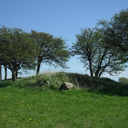 Apartment Charmante Mit Garten In Wiek Wiek auf Ruegen