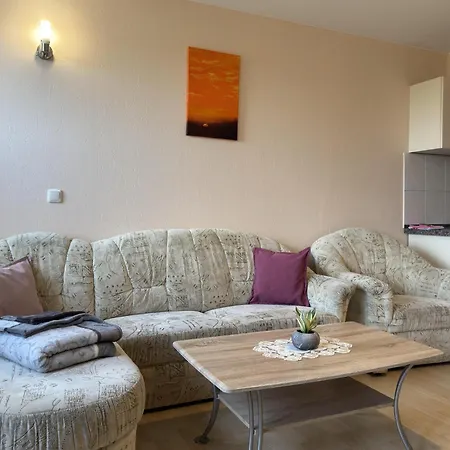 Charmante Mit Garten In Wiek *