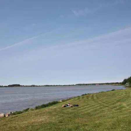 Charmante Mit Garten In Wiek *